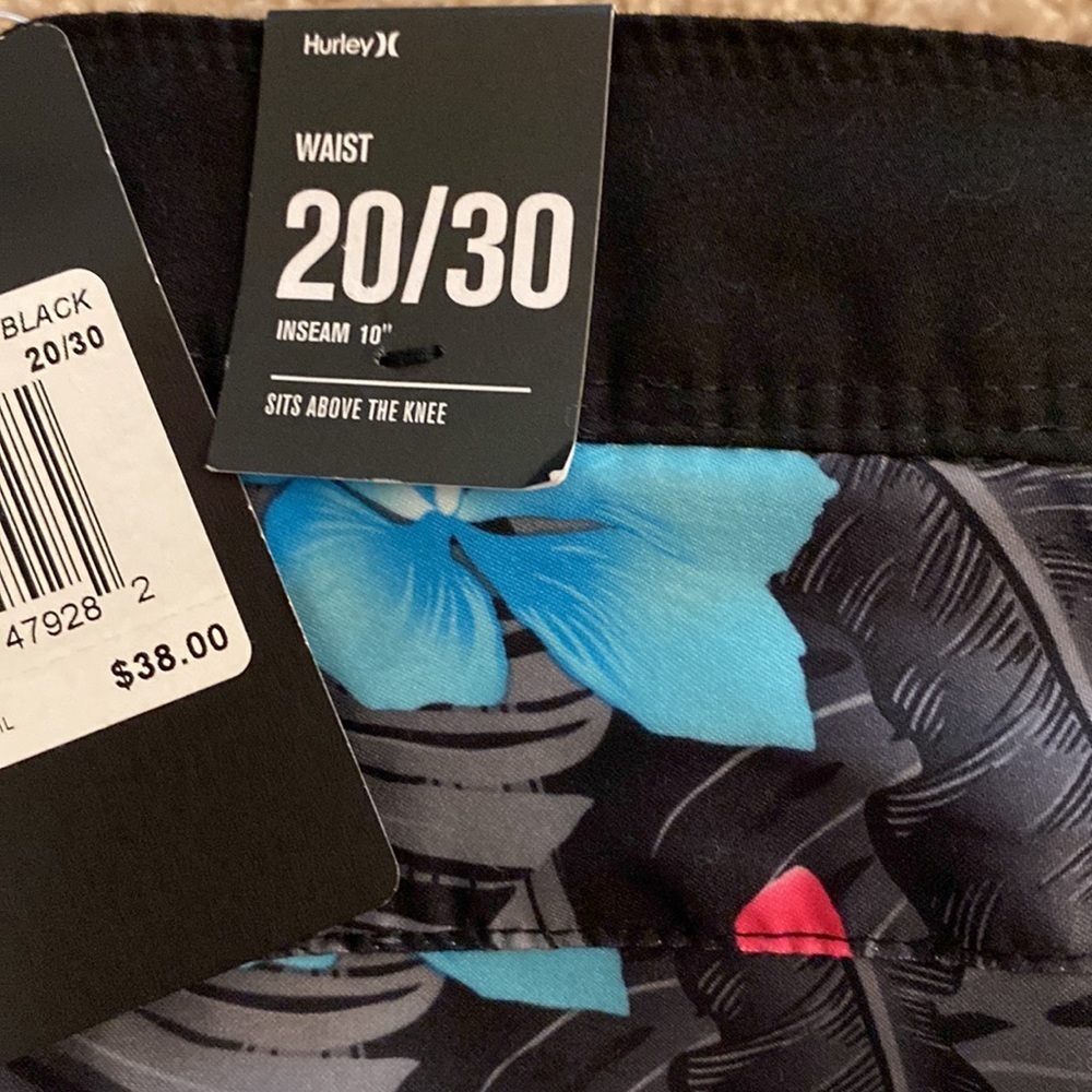 Hurley Board Shorts Lightweight Quick-Drying Fabric Floral Multicolor Kids NWT - Picture 4 of 4